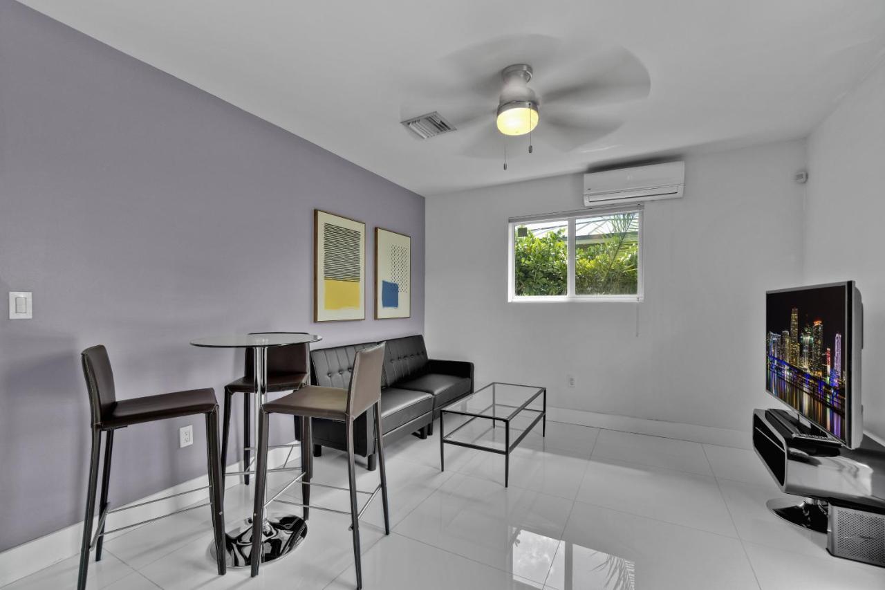 Luxury House 4 Beds Heated Pool W Jaccuzzi Apartment North Bay Village Exterior photo