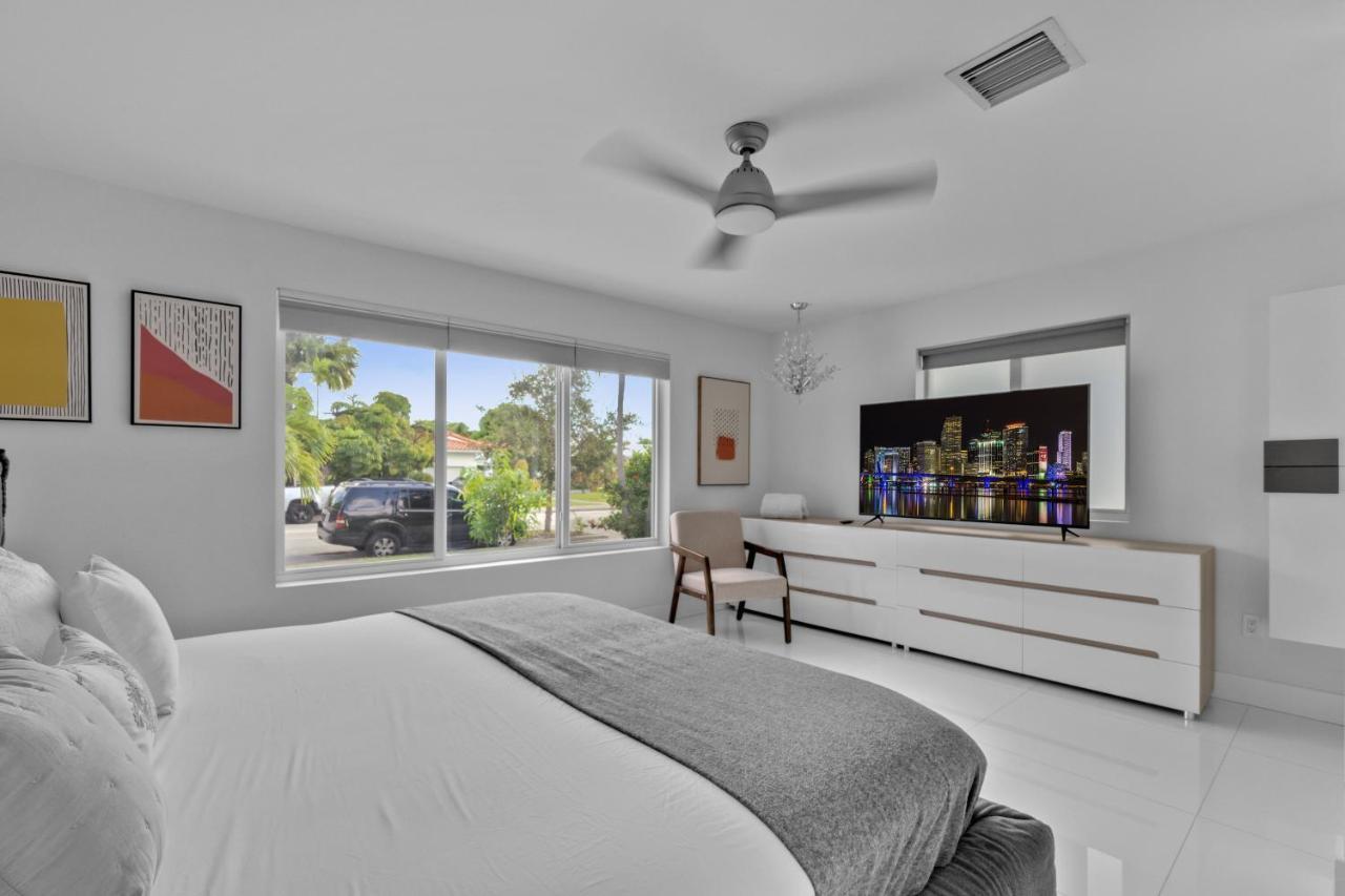 Luxury House 4 Beds Heated Pool W Jaccuzzi Apartment North Bay Village Exterior photo